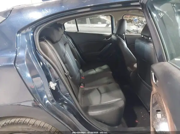 3MZBN1L36JM167965 2018 MAZDA 3 - Image 8