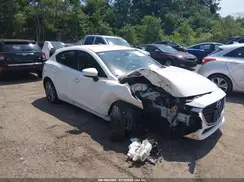 3MZBN1L36JM168517 2018 MAZDA 3