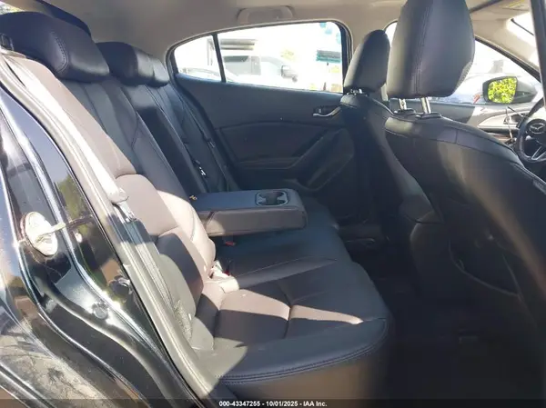 3MZBN1L36JM172115 2018 MAZDA 3 - Image 8