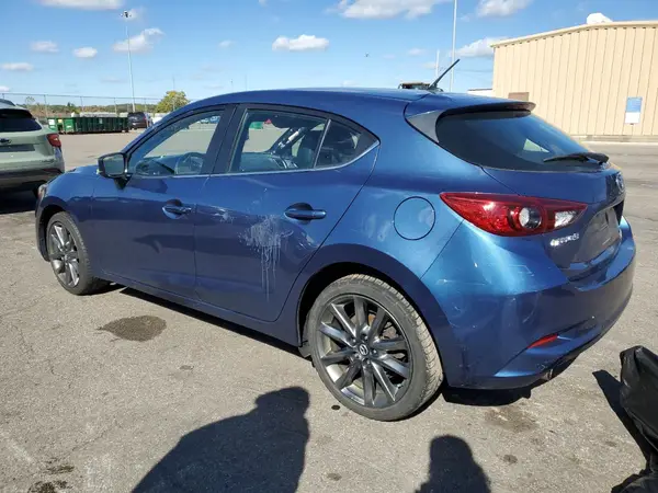 3MZBN1L36JM175743 2018 MAZDA 3 - Image 2