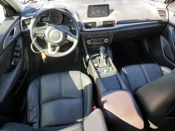 3MZBN1L36JM175743 2018 MAZDA 3 - Image 8