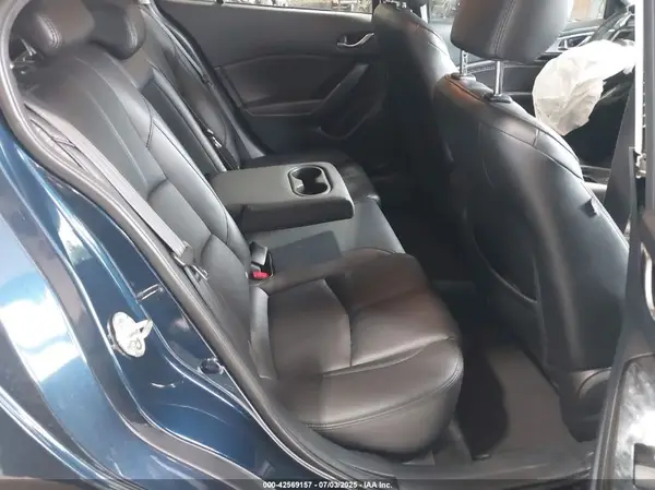 3MZBN1L36JM177007 2018 MAZDA 3 - Image 8