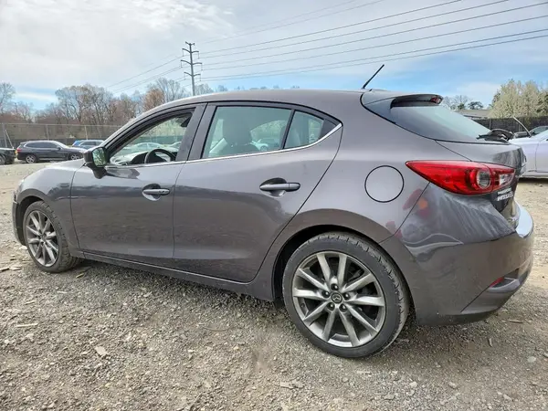 3MZBN1L36JM177797 2018 MAZDA 3 - Image 2