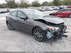 3MZBN1L36JM212547 2018 MAZDA 3