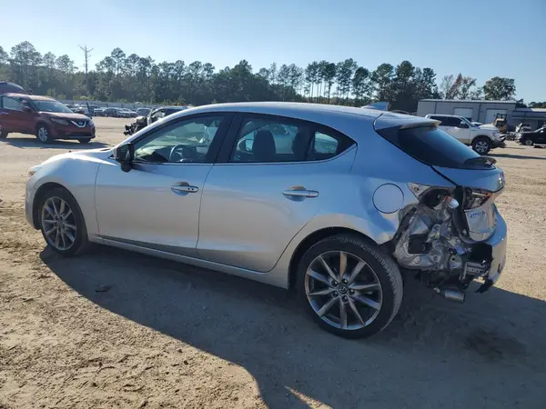3MZBN1L36JM242700 2018 MAZDA 3 - Image 2