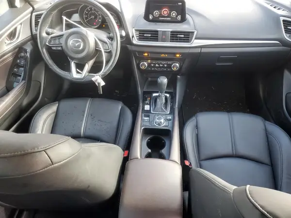 3MZBN1L36JM243507 2018 MAZDA 3 - Image 8