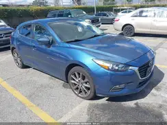 3MZBN1L36JM246469 2018 MAZDA 3