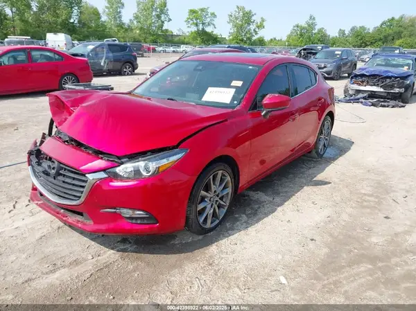 3MZBN1L36JM253521 2018 MAZDA 3 - Image 2