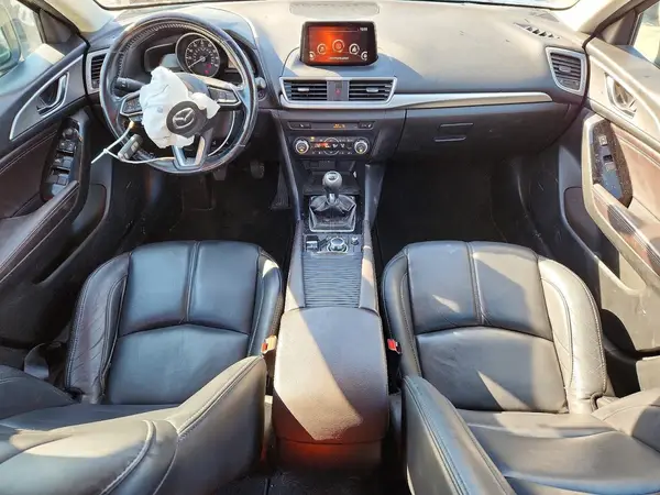 3MZBN1L36JM258833 2018 MAZDA 3 - Image 8