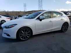 3MZBN1L36JM268116 2018 MAZDA 3