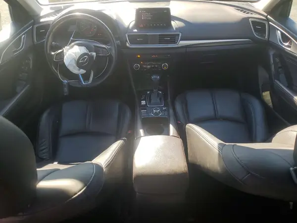 3MZBN1L36JM268746 2018 MAZDA 3 - Image 8
