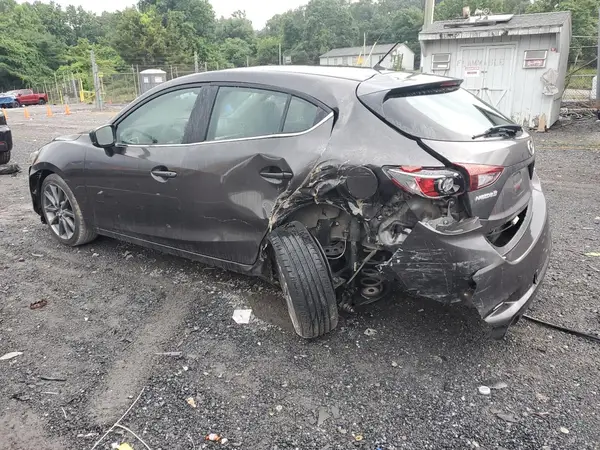 3MZBN1L36JM269055 2018 MAZDA 3 - Image 2