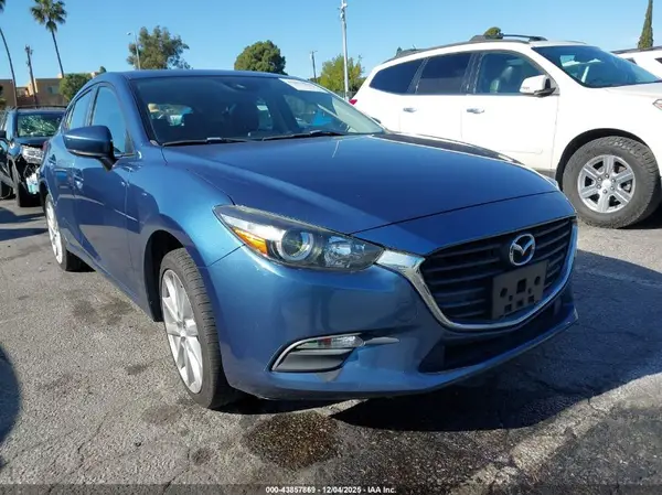 3MZBN1L37HM152532 2017 MAZDA 3 - Image 1