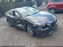 3MZBN1L37JM163360 2018 MAZDA 3