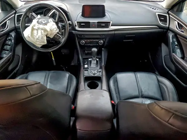 3MZBN1L37JM174343 2018 MAZDA 3 - Image 8