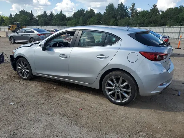 3MZBN1L37JM180420 2018 MAZDA 3 - Image 2