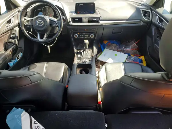 3MZBN1L37JM181356 2018 MAZDA 3 - Image 8