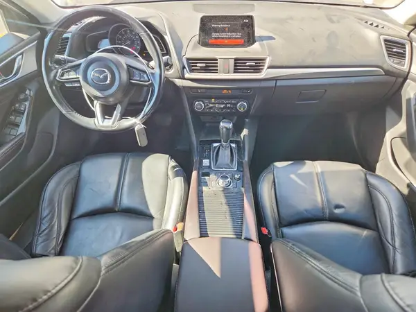 3MZBN1L37JM198352 2018 MAZDA 3 - Image 8