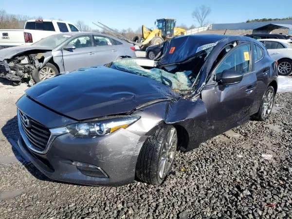 3MZBN1L37JM211732 2018 MAZDA 3 - Image 1