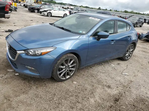 3MZBN1L37JM235576 2018 MAZDA 3 - Image 1