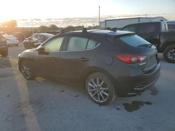 3MZBN1L37JM240941 2018 MAZDA 3 - Image 2