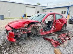 3MZBN1L37JM251079 2018 MAZDA 3