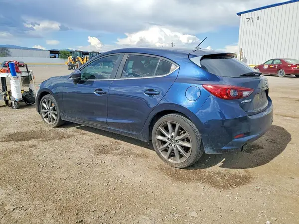 3MZBN1L37JM261496 2018 MAZDA 3 - Image 2