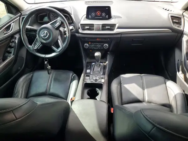 3MZBN1L37JM261496 2018 MAZDA 3 - Image 8