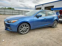 3MZBN1L37JM266763 2018 MAZDA 3
