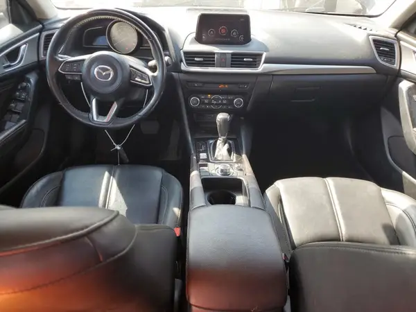 3MZBN1L37JM272076 2018 MAZDA 3 - Image 8