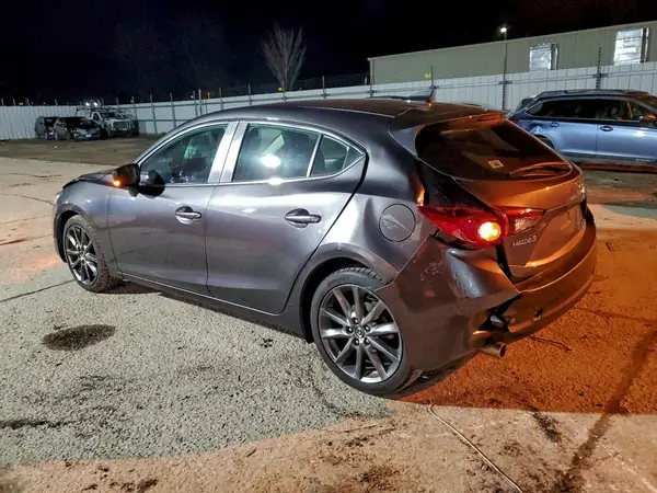 3MZBN1L37JM276290 2018 MAZDA 3 - Image 2