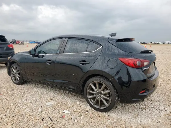 3MZBN1L37JM276984 2018 MAZDA 3 - Image 2
