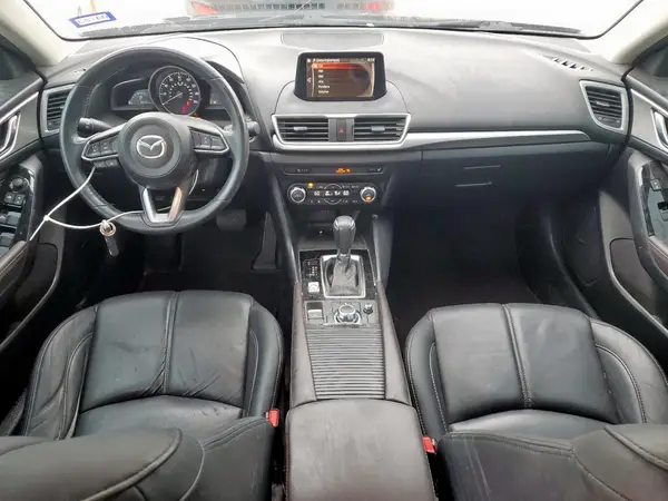 3MZBN1L37JM276984 2018 MAZDA 3 - Image 8