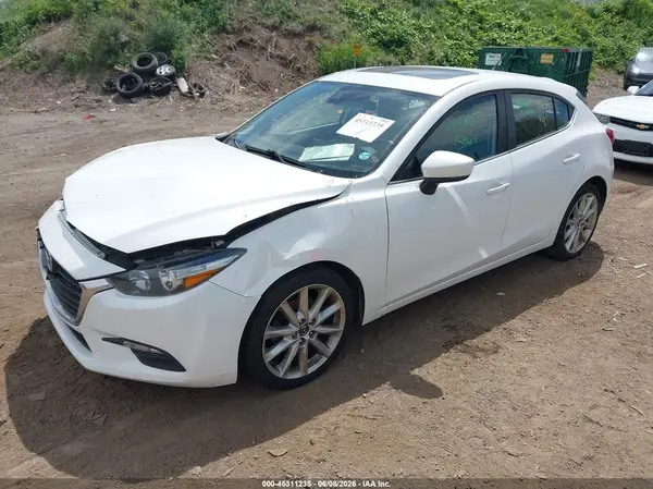 3MZBN1L38HM137568 2017 MAZDA 3 - Image 2