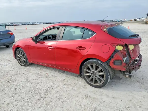 3MZBN1L38JM163500 2018 MAZDA 3 - Image 2