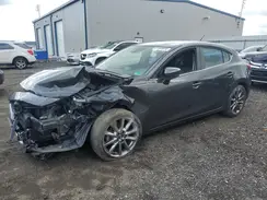 3MZBN1L38JM167272 2018 MAZDA 3