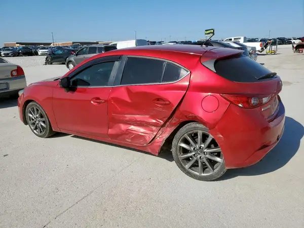 3MZBN1L38JM184671 2018 MAZDA 3 - Image 2