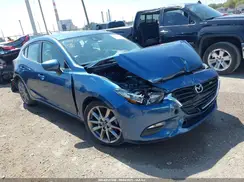 3MZBN1L38JM184749 2018 MAZDA 3