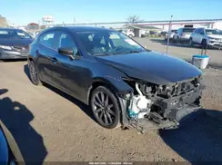 3MZBN1L38JM196030 2018 MAZDA 3