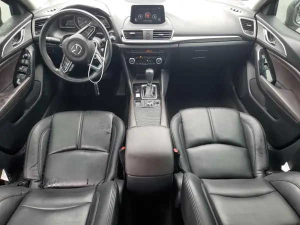 3MZBN1L38JM199204 2018 MAZDA 3 - Image 8