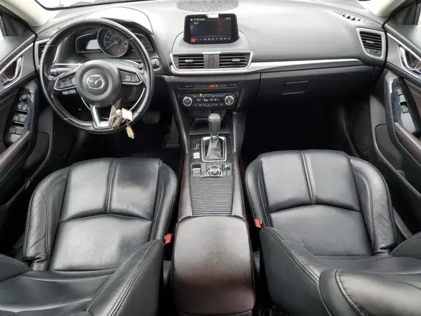 3MZBN1L38JM204224 2018 MAZDA 3 - Image 8