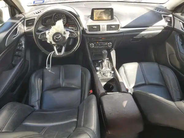 3MZBN1L38JM209682 2018 MAZDA 3 - Image 8