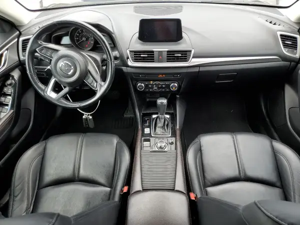 3MZBN1L38JM219466 2018 MAZDA 3 - Image 8