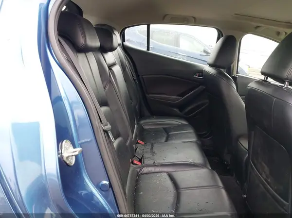 3MZBN1L38JM226207 2018 MAZDA 3 - Image 8