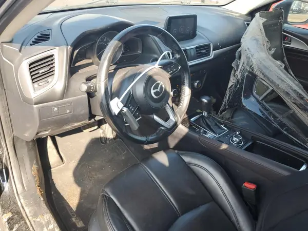3MZBN1L38JM240897 2018 MAZDA 3 - Image 8