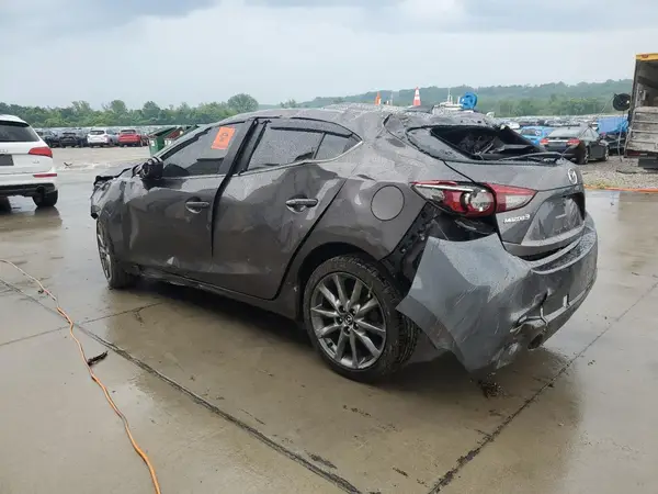 3MZBN1L38JM246764 2018 MAZDA 3 - Image 2