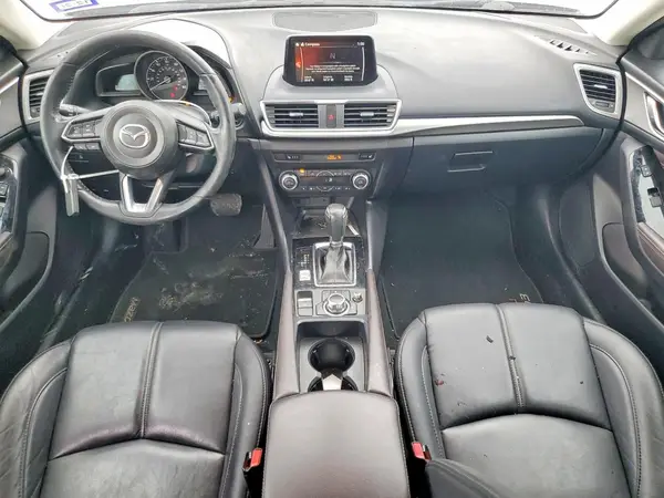 3MZBN1L38JM270031 2018 MAZDA 3 - Image 8