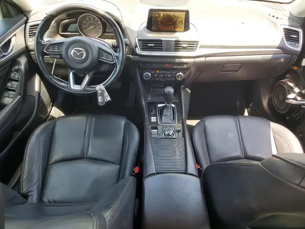 3MZBN1L38JM270367 2018 MAZDA 3 - Image 8