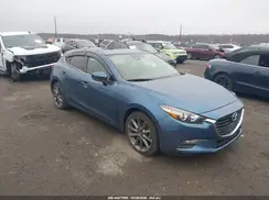 3MZBN1L38JM275147 2018 MAZDA 3