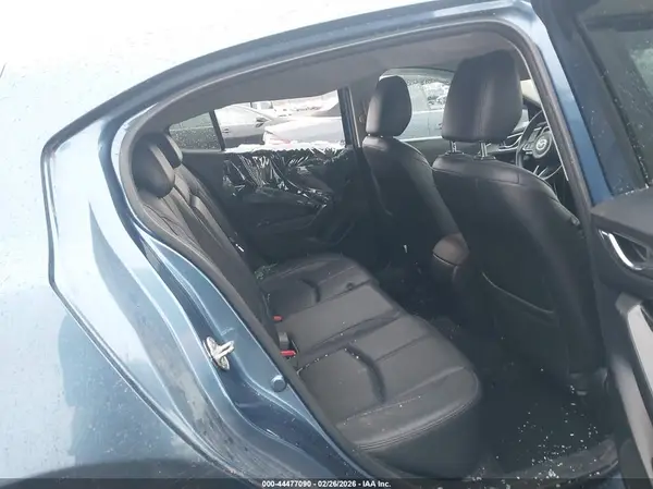 3MZBN1L38JM275147 2018 MAZDA 3 - Image 8